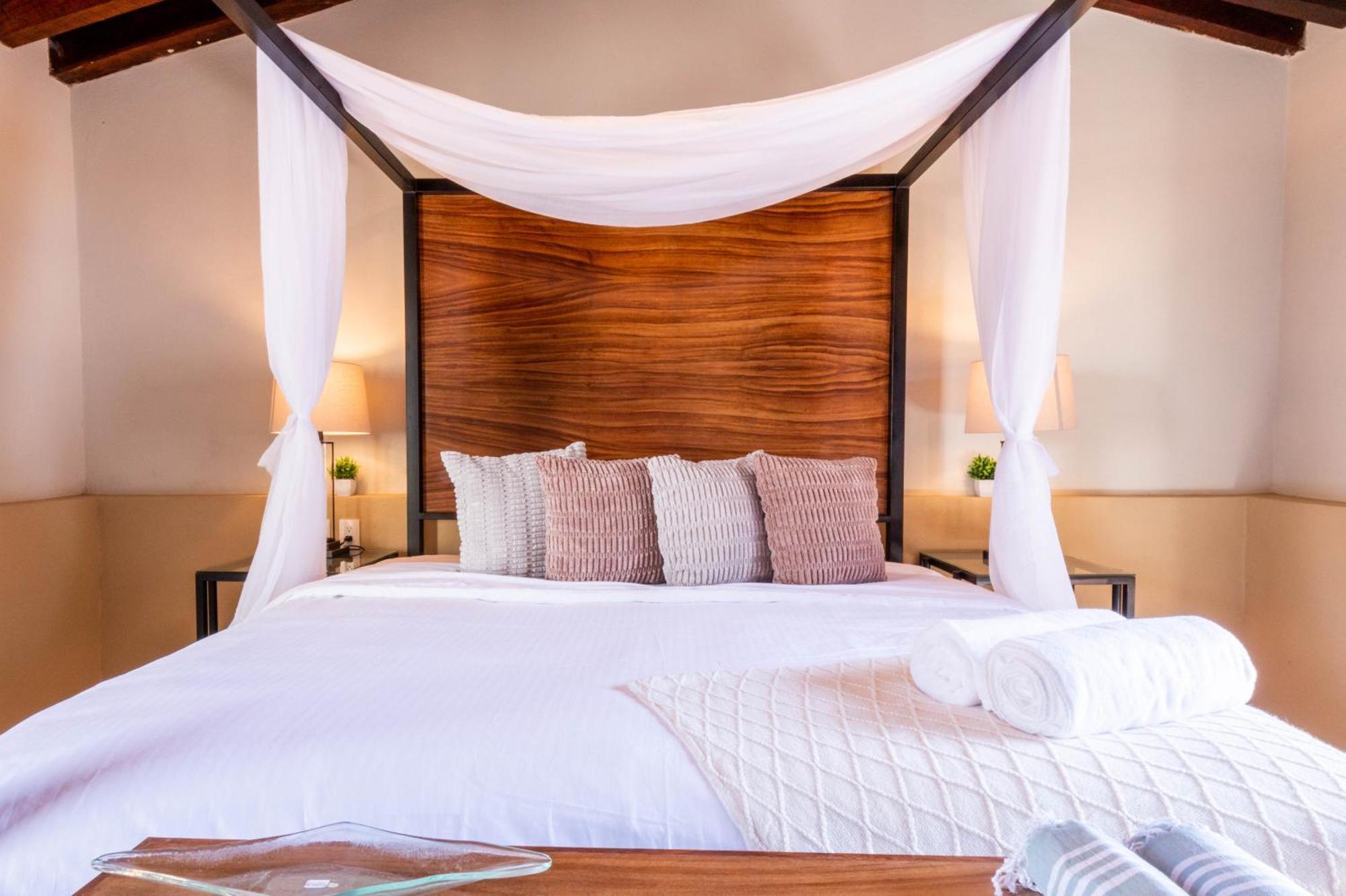 Hotel Casa Victoria Malecon - Adults Only à Puerto Vallarta Extérieur photo