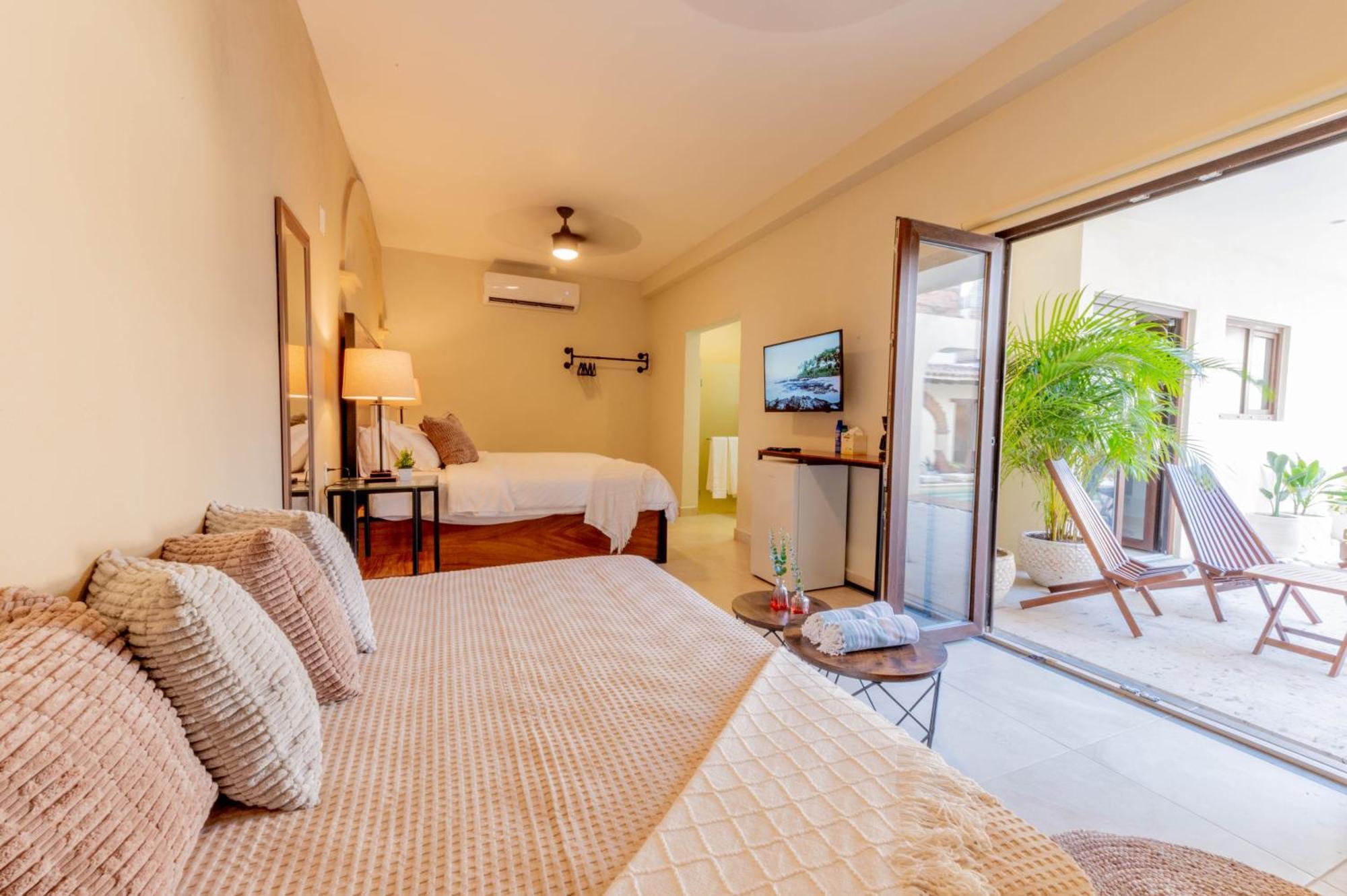 Hotel Casa Victoria Malecon - Adults Only à Puerto Vallarta Extérieur photo