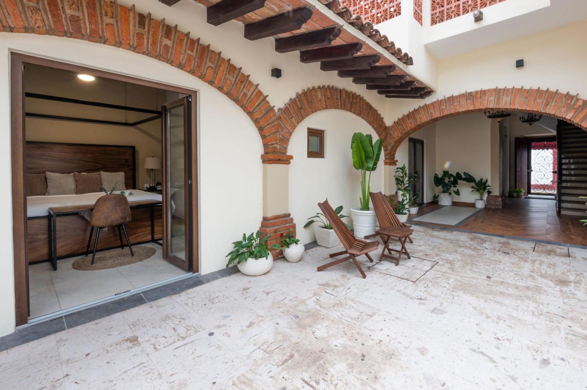 Hotel Casa Victoria Malecon - Adults Only à Puerto Vallarta Extérieur photo
