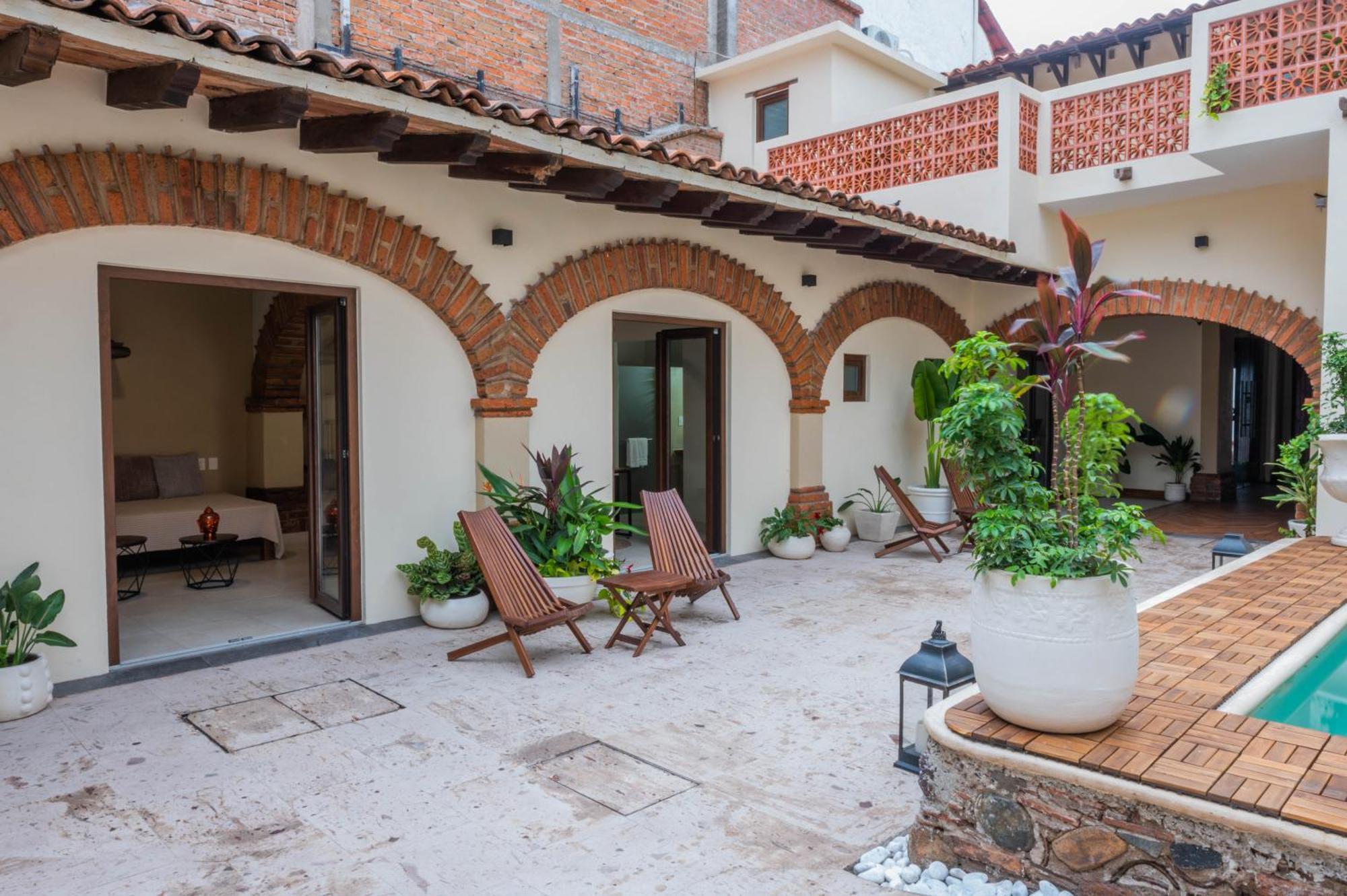 Hotel Casa Victoria Malecon - Adults Only à Puerto Vallarta Extérieur photo